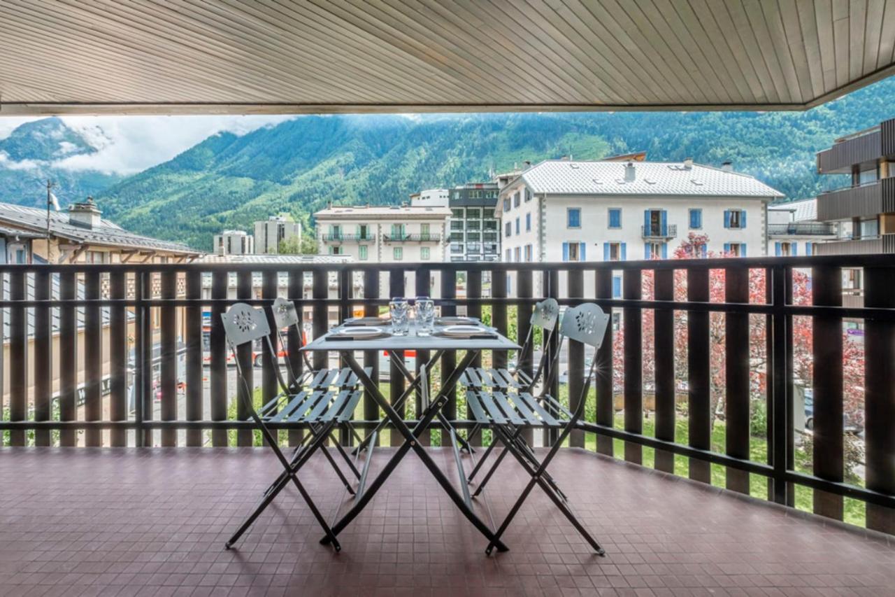 Apt Or Chalet Near The Slopes Chamonix Mont Blanc Apartment Exterior photo